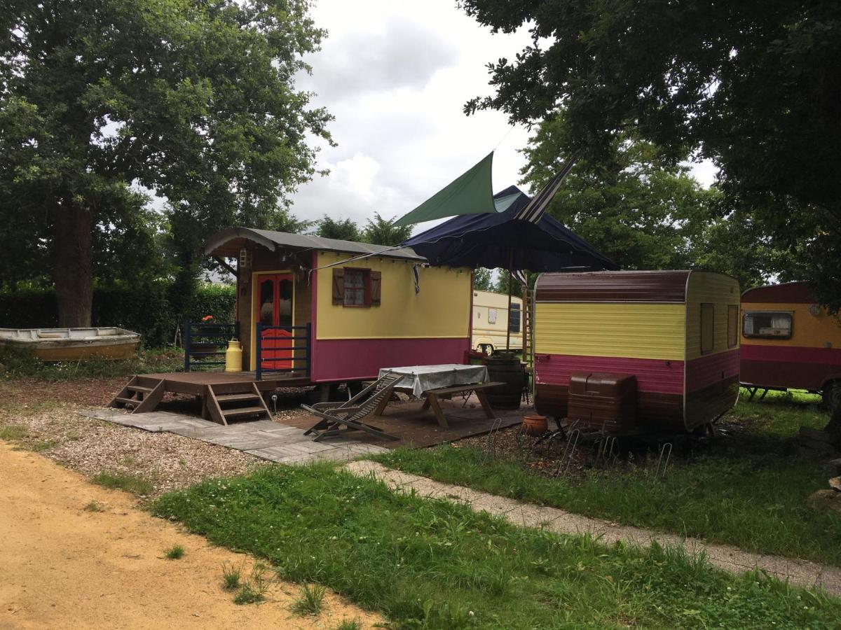 La Roulotte Chainoux Bains-sur-Oust Екстер'єр фото